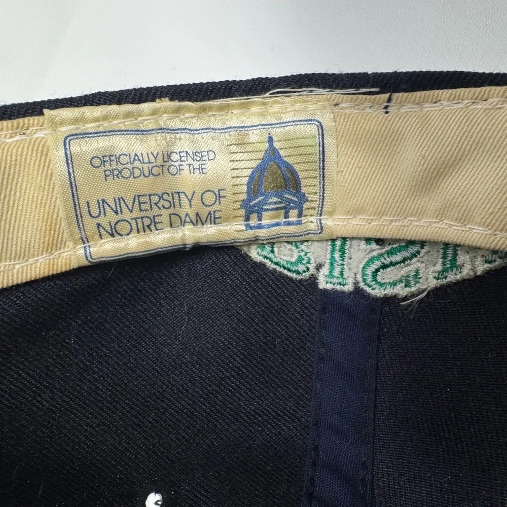 Vintage Sports Specialties Notre Dame Fighting Irish Hat Fitted‎ 7 1/8 Navy Gold